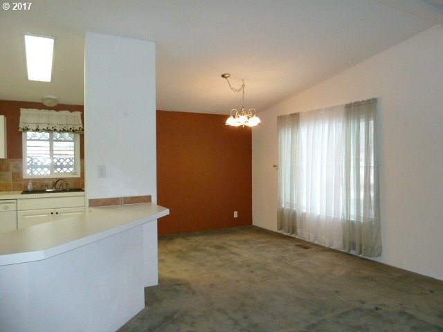 806 Shadow Ranch Lane Roseburg, OR 97470 - Photo 13 of 18 Gallery Image 13