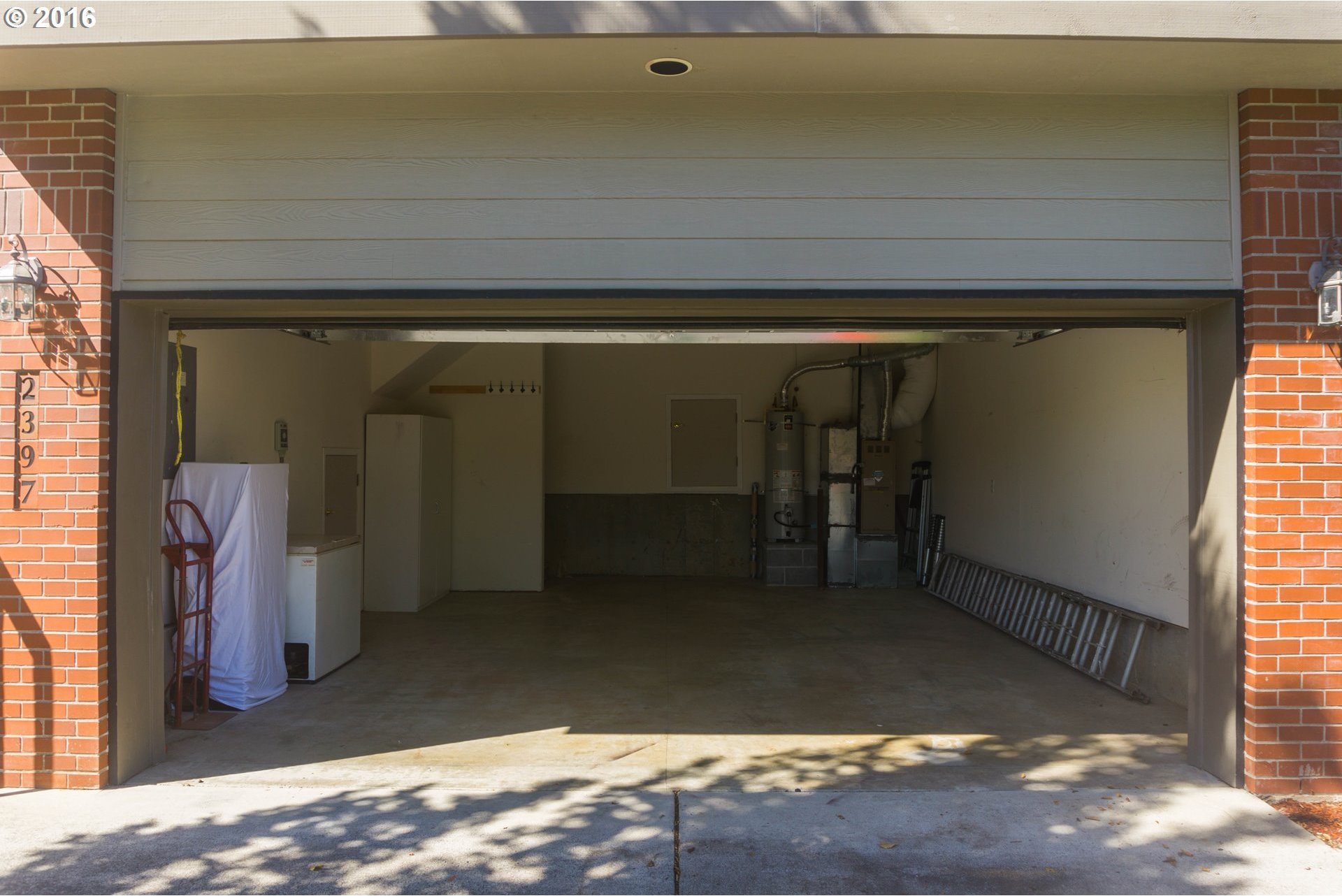 2397 Southwest Border Way Gresham, OR 97080 - Photo 28 of 32 Gallery Image 28