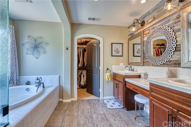 25935 Royal Oaks Road Stevenson Ranch, CA 91381 - Photo 36 of 63