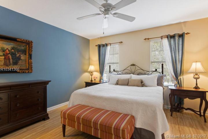 138 Merrimack Way Jupiter, FL 33458 - Photo 17 of 27