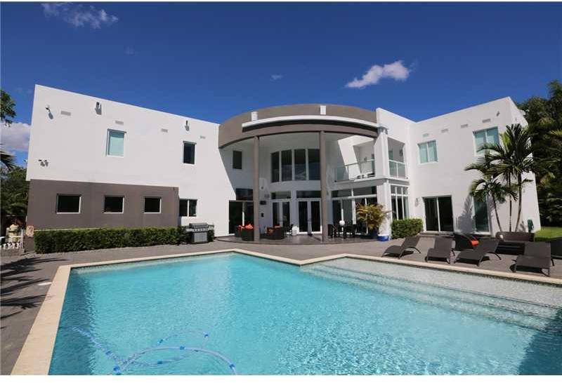 8740 Southwest 109th Street Miami, FL 33176 - Photo 22 of 25