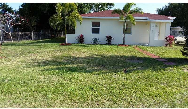6790 Southwest 19th Terrace Miami, FL 33155 - Photo 7 of 9