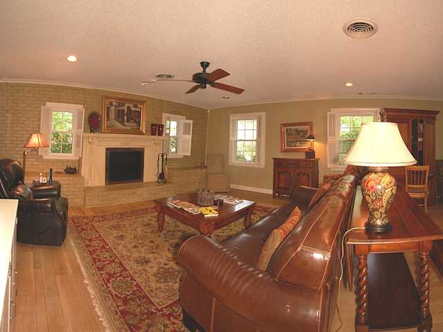 2066 Sunset Road Germantown, TN 38138 - Photo 9 of 12 Gallery Image 9