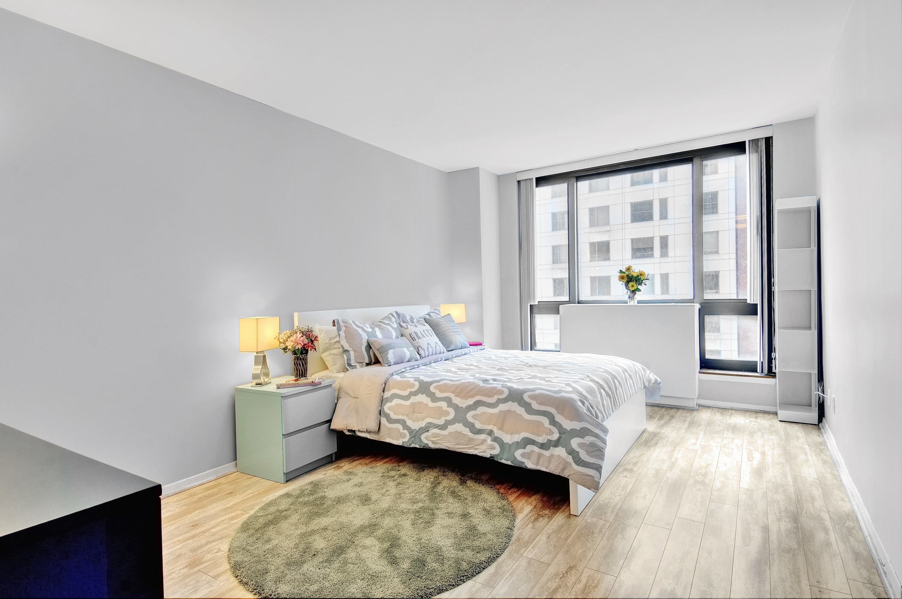 1 Irving Place, Unit V7D Manhattan, NY 10003 - Photo 3 of 4