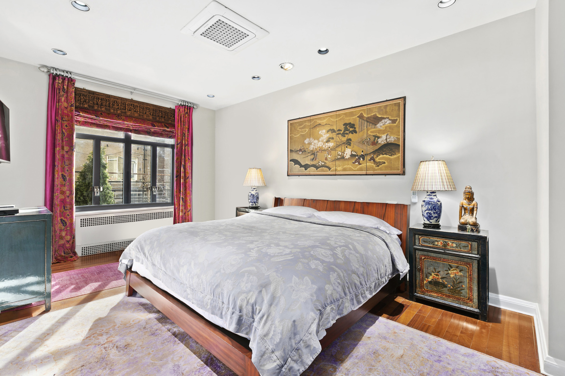 25 West 54th Street, Unit PH12B Manhattan, NY 10019 - Photo 11 of 13