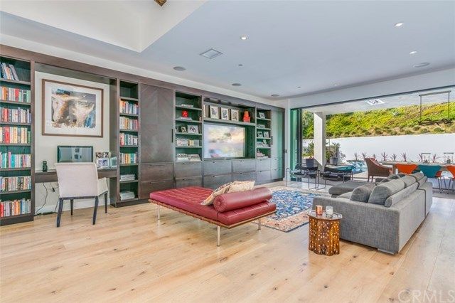 $3,900,000 | 925 Sandcastle Drive, Corona del Mar, CA 92625