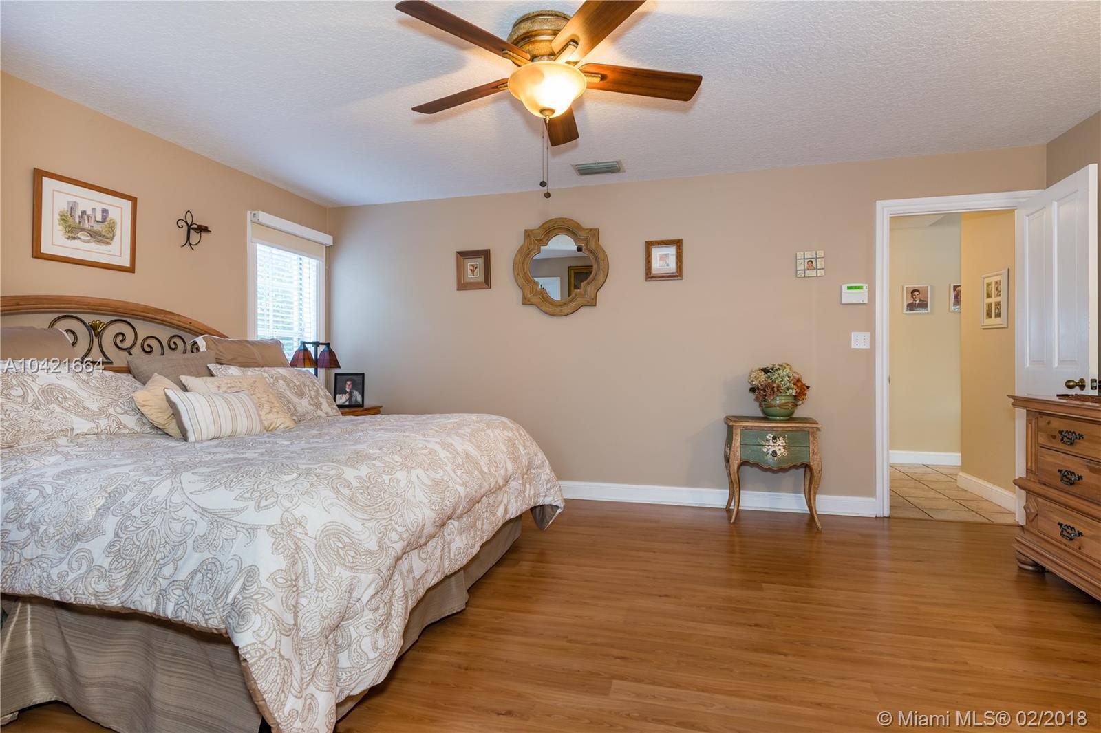 Country Walk Miami, FL 33186 - Photo 17 of 29