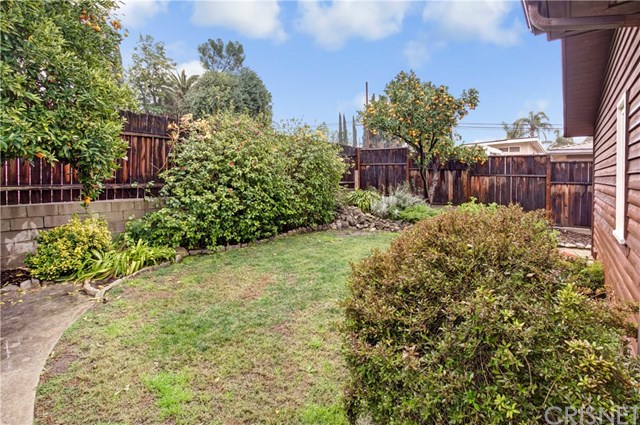 10508 Redmont Avenue Tujunga, CA 91042 - Photo 17 of 23