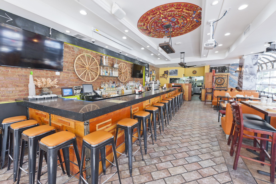 22-03 35th Street, Unit 1 Queens, NY 11105 - Photo 2 of 6