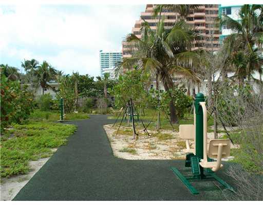 5313 Collins Avenue, Unit 510 Miami Beach, FL 33140 - Photo 13 of 16