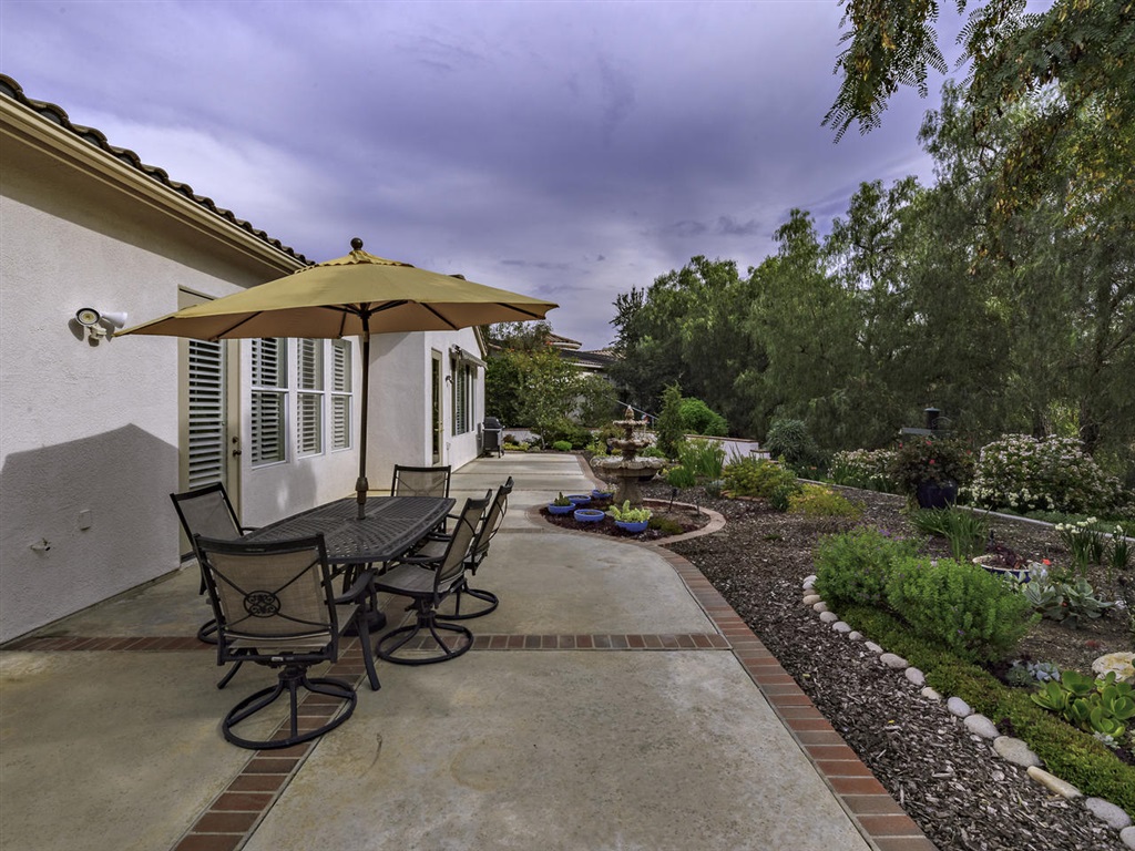 1215 Firecrest Way Fallbrook, CA 92028 - Photo 22 of 25