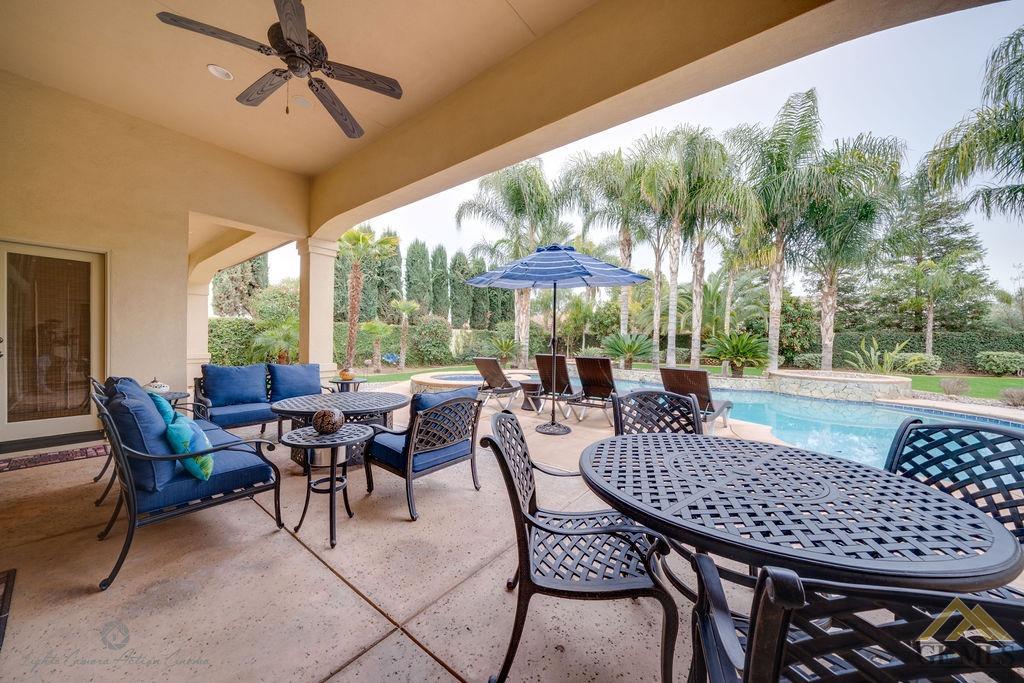 12307 Trinity River Drive Bakersfield, CA 93312 - Photo 33 of 40