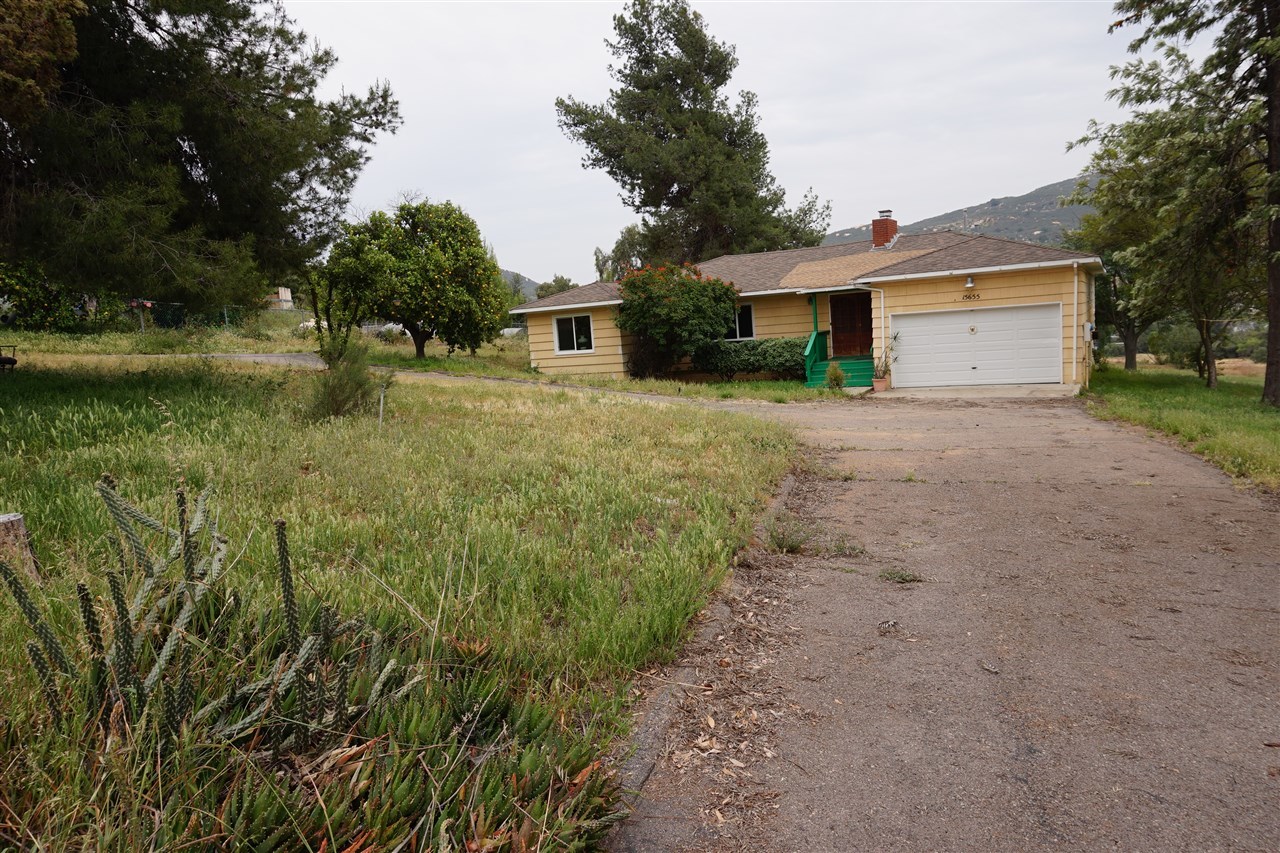 15655 Las Lomas Road El Cajon, CA 92021 - Photo 8 of 25 Gallery Image 8