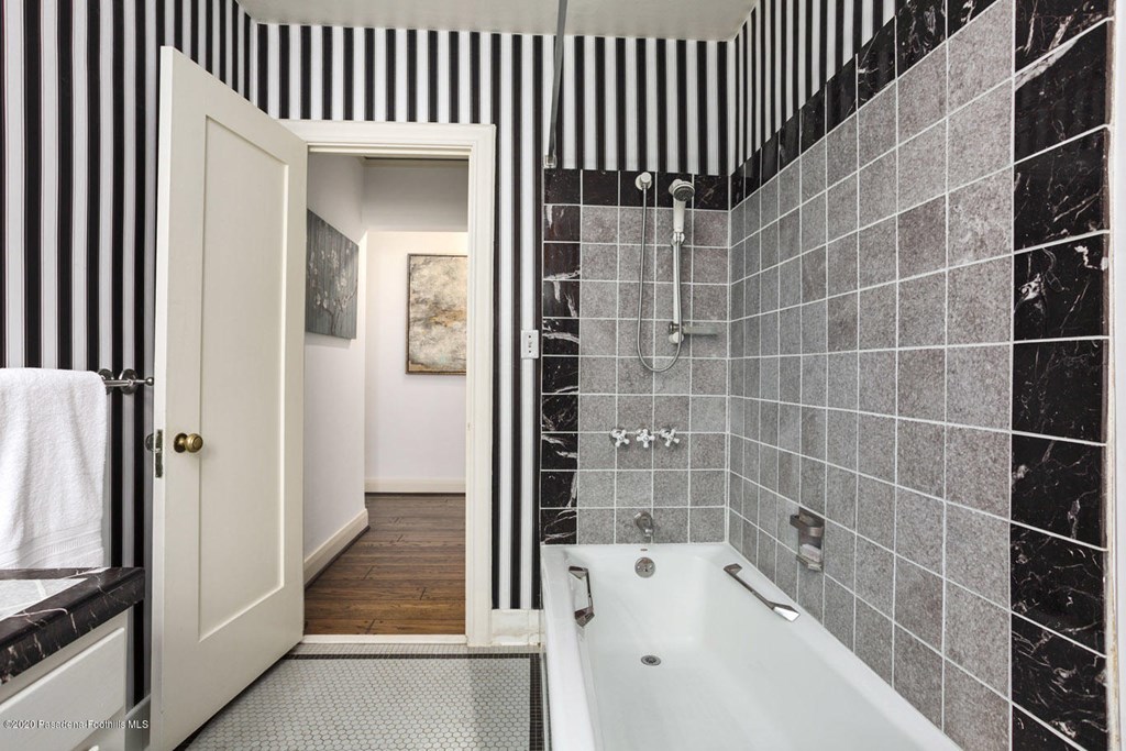 465 Allendale Road Pasadena, CA 91106 - Photo 29 of 37 572773