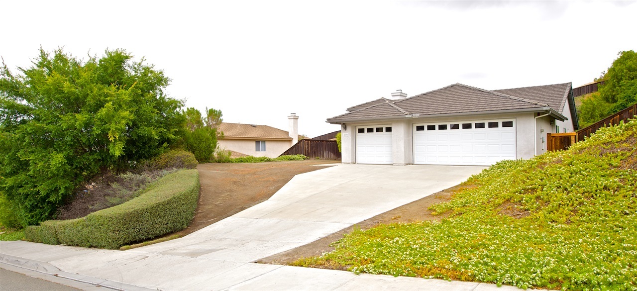 8601 Clifford Heights Road Santee, CA 92071 - Photo 3 of 20 Gallery Image 3