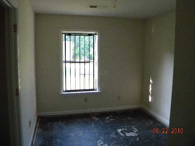 1270 Tahoe Road Memphis, TN 38109 - Photo 8 of 12 BR2