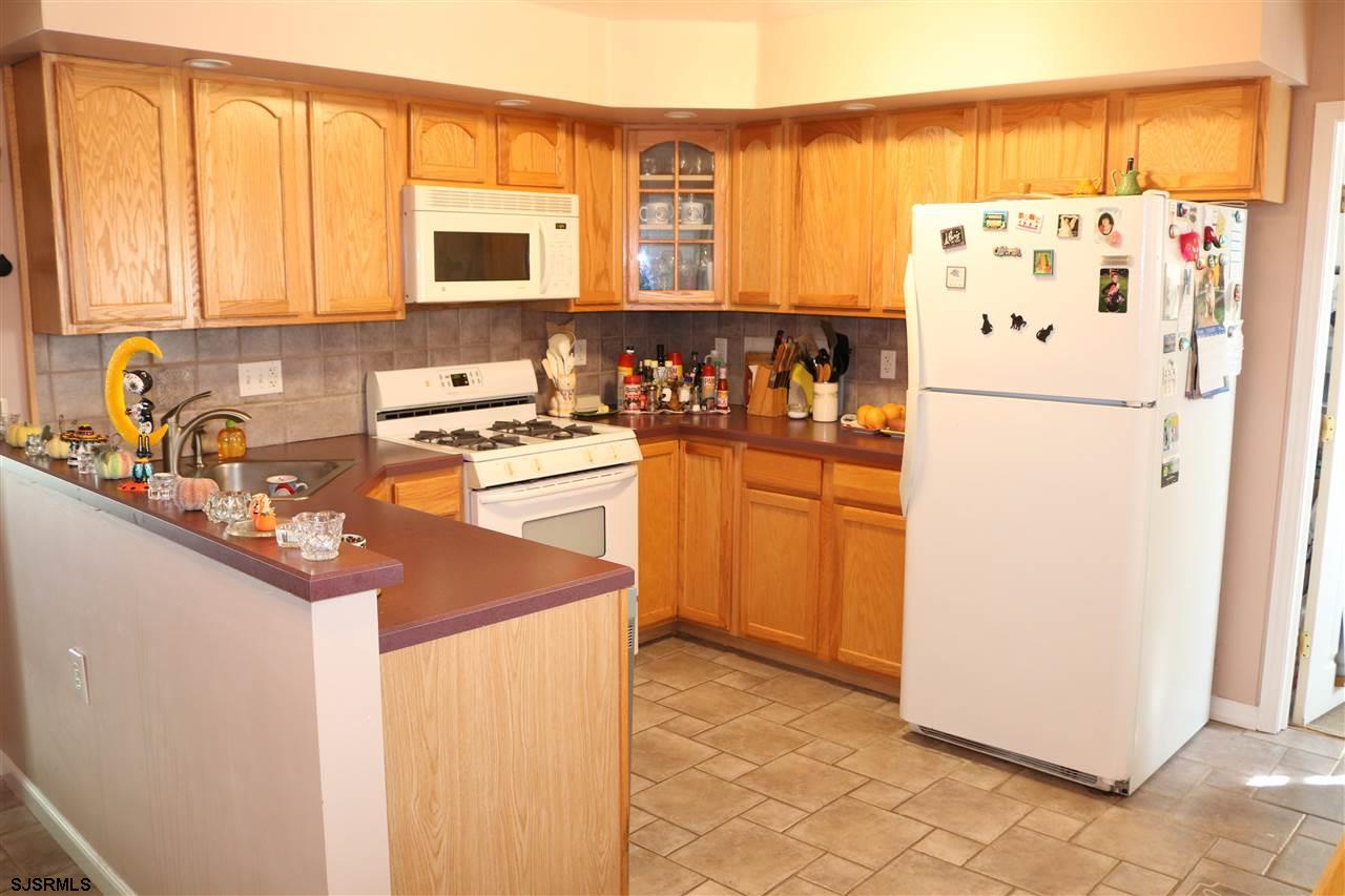 5 Princeton Road Somers Point, NJ 08244 - Photo 4 of 25 Gallery Image 4