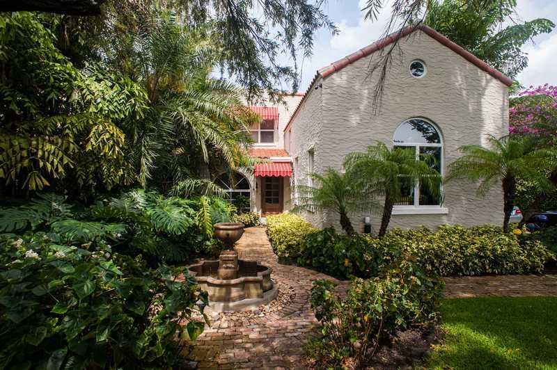 2372 Prairie Avenue Miami Beach, FL 33140 - Photo 25 of 31