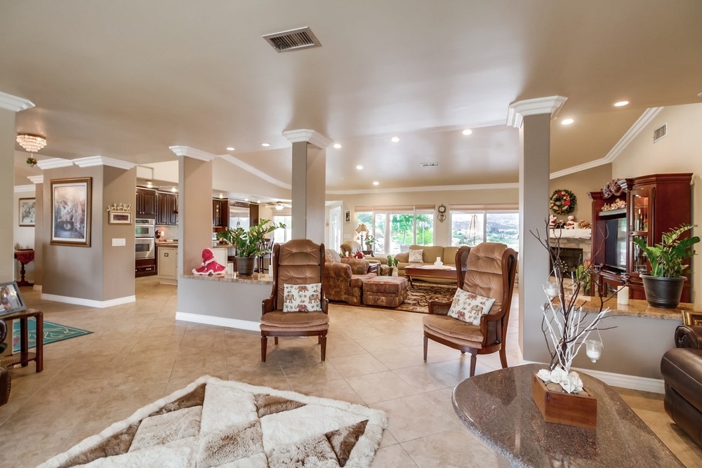 9919 El Capitan Real Road El Cajon, CA 92021 - Photo 4 of 23