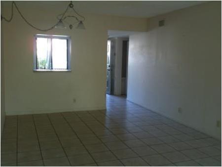 6552 Arleigh Court, Unit 107 Boca Raton, FL 33433 - Photo 4 of 9 Gallery Image 4