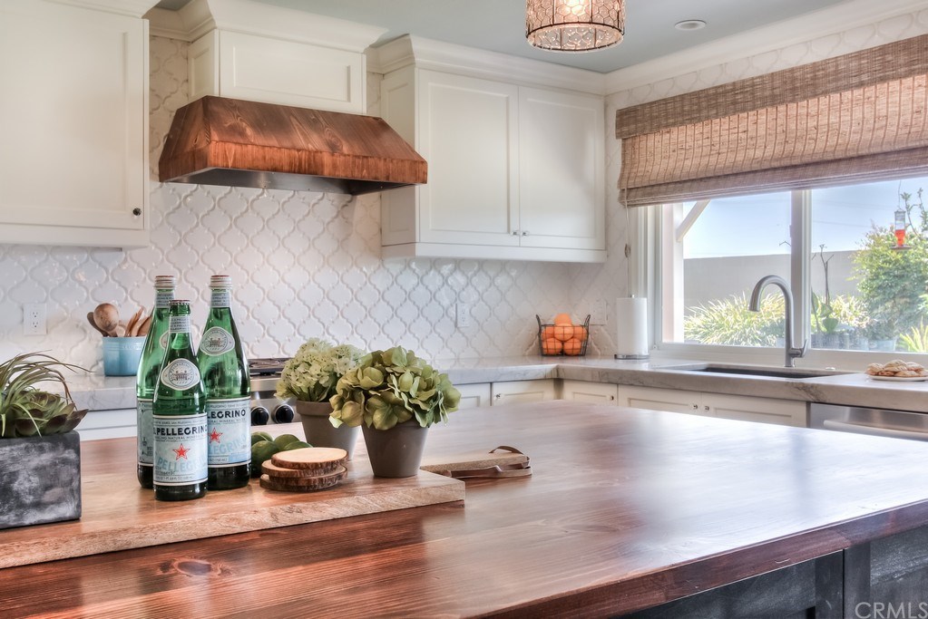 18992 Castlegate Lane North Tustin, CA 92705 - Photo 12 of 62