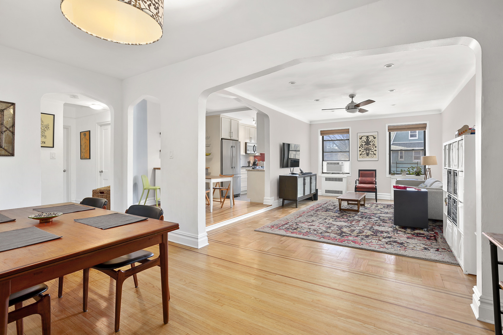 125 Hawthorne Street, Unit 2D Brooklyn, NY 11225 - Photo 3 of 12