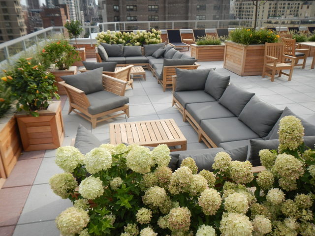 360 E 72nd St, Manhattan, NY 10021 - Photo 4 of 4