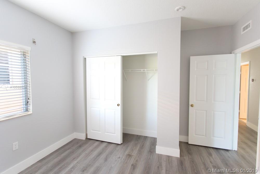 2142 Northeast 38th Road Homestead, FL 33033 - Photo 24 of 38