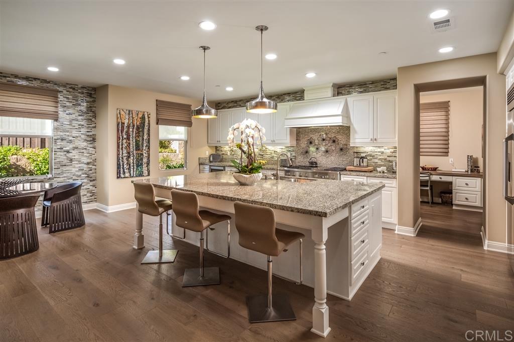 698 Normandy Road Encinitas, CA 92024 - Photo 8 of 25