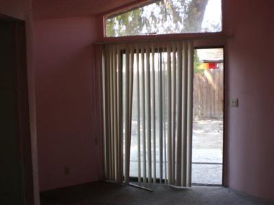 1310 Wilson Road Bakersfield, CA 93304 - Photo 4 of 5