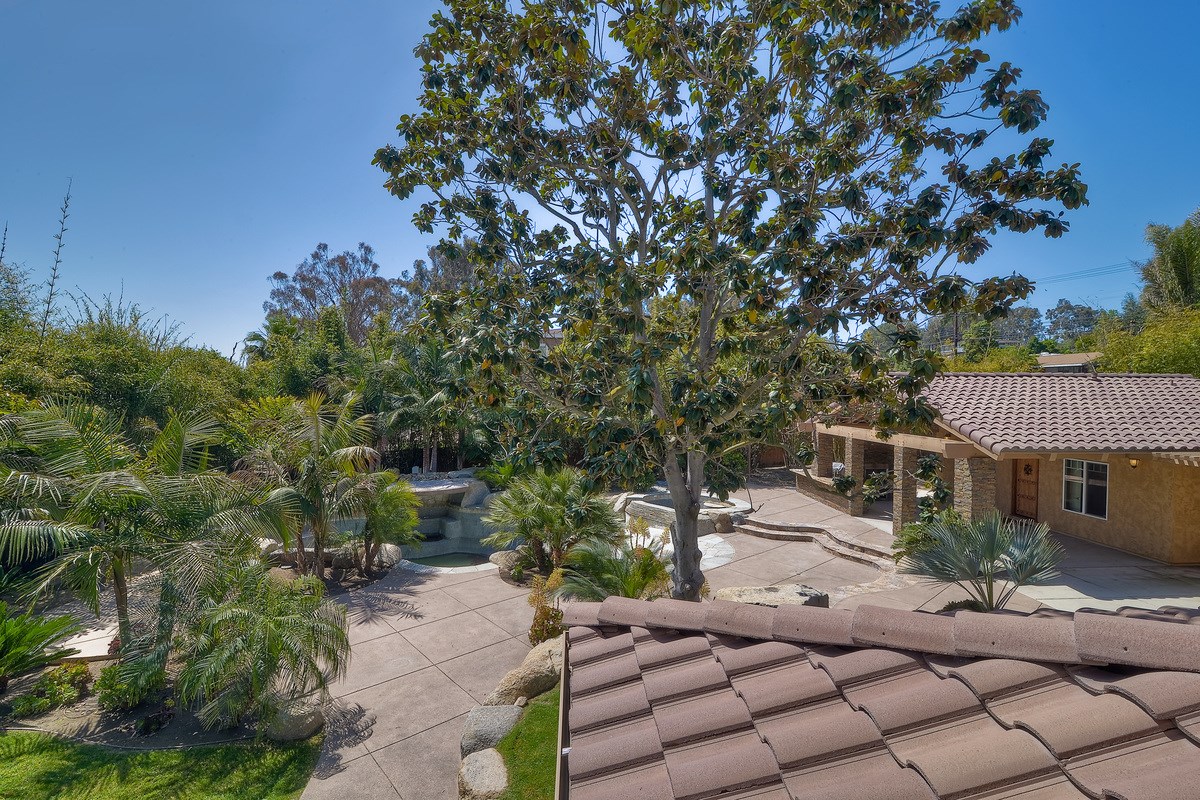 2335 8th Street Encinitas, CA 92024 - Photo 3 of 25 Gallery Image 3