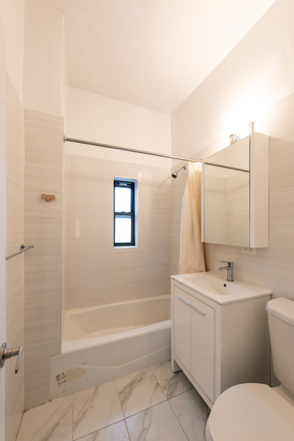 215 West 101st Street, Unit 10F Manhattan, NY 10025 - Photo 6 of 6