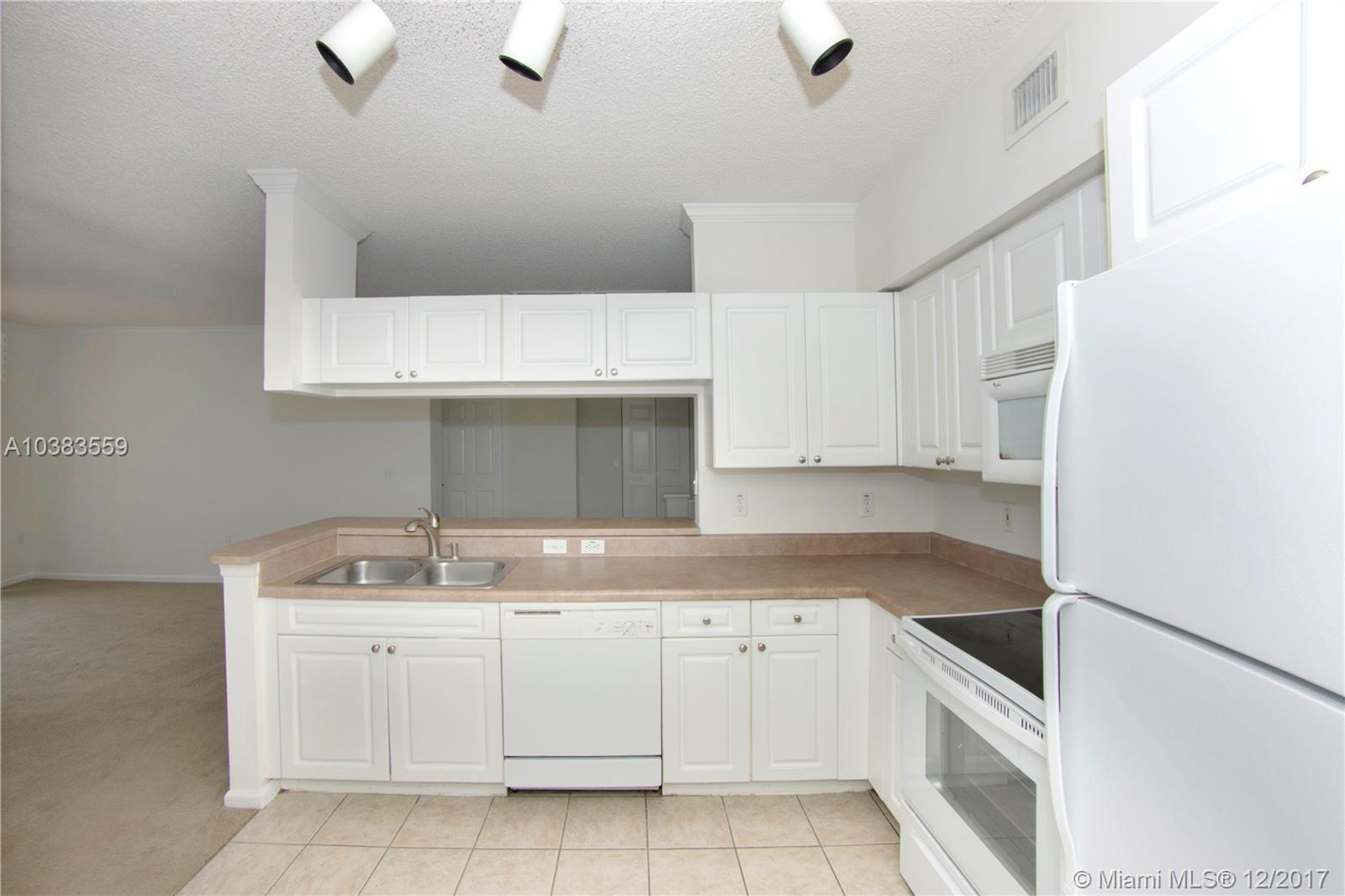 17100 North Bay Road, Unit 1616 Sunny Isles Beach, FL 33160 - Photo 17 of 23