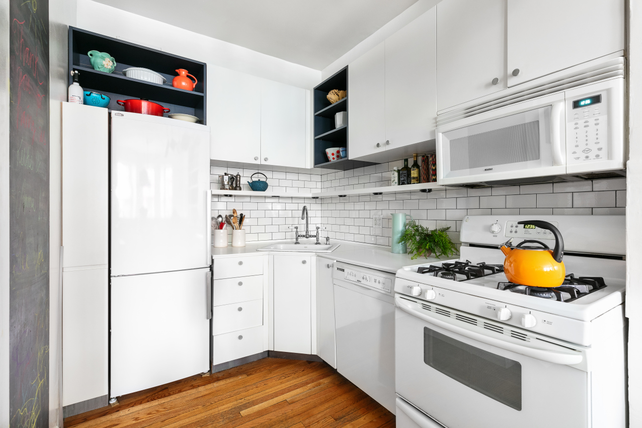 155 Lafayette Avenue, Unit 1C Brooklyn, NY 11238 - Photo 3 of 7