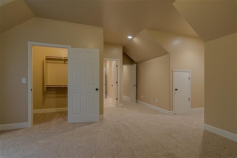 19481 Padron Court Bakersfield, CA 93314 - Photo 12 of 20