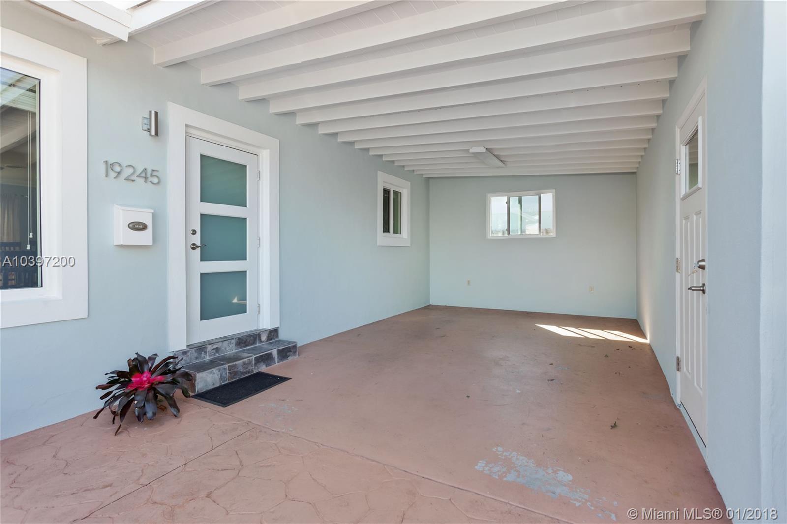 19245 Southwest 92nd Road Cutler Bay, FL 33157 - Photo 21 of 23