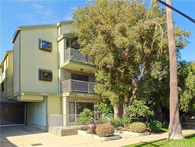 $390,000 | 1449 East 3rd Street, Unit 201, Long Beach, CA 90802