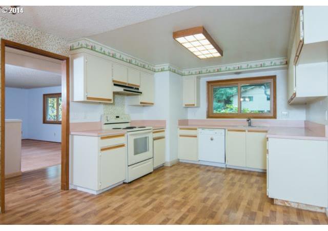 18445 Southwest Deline Street Aloha, OR 97078 - Photo 6 of 16 Gallery Image 6