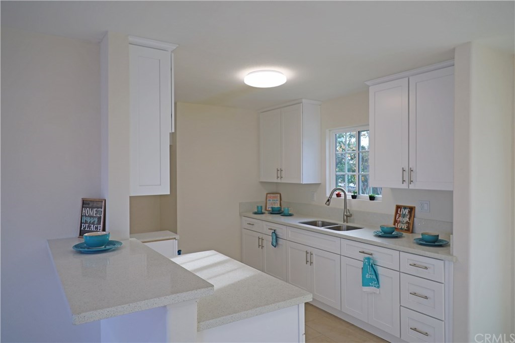 901 South Clymar Avenue Compton, CA 90220 - Photo 3 of 12