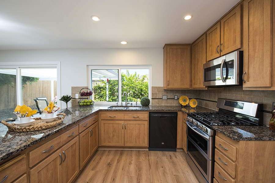 158 Rodney Avenue Encinitas, CA 92024 - Photo 14 of 25