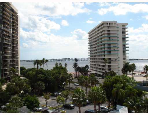 151 Southeast 15th Road, Unit 602 Miami, FL 33129 - Photo 5 of 8