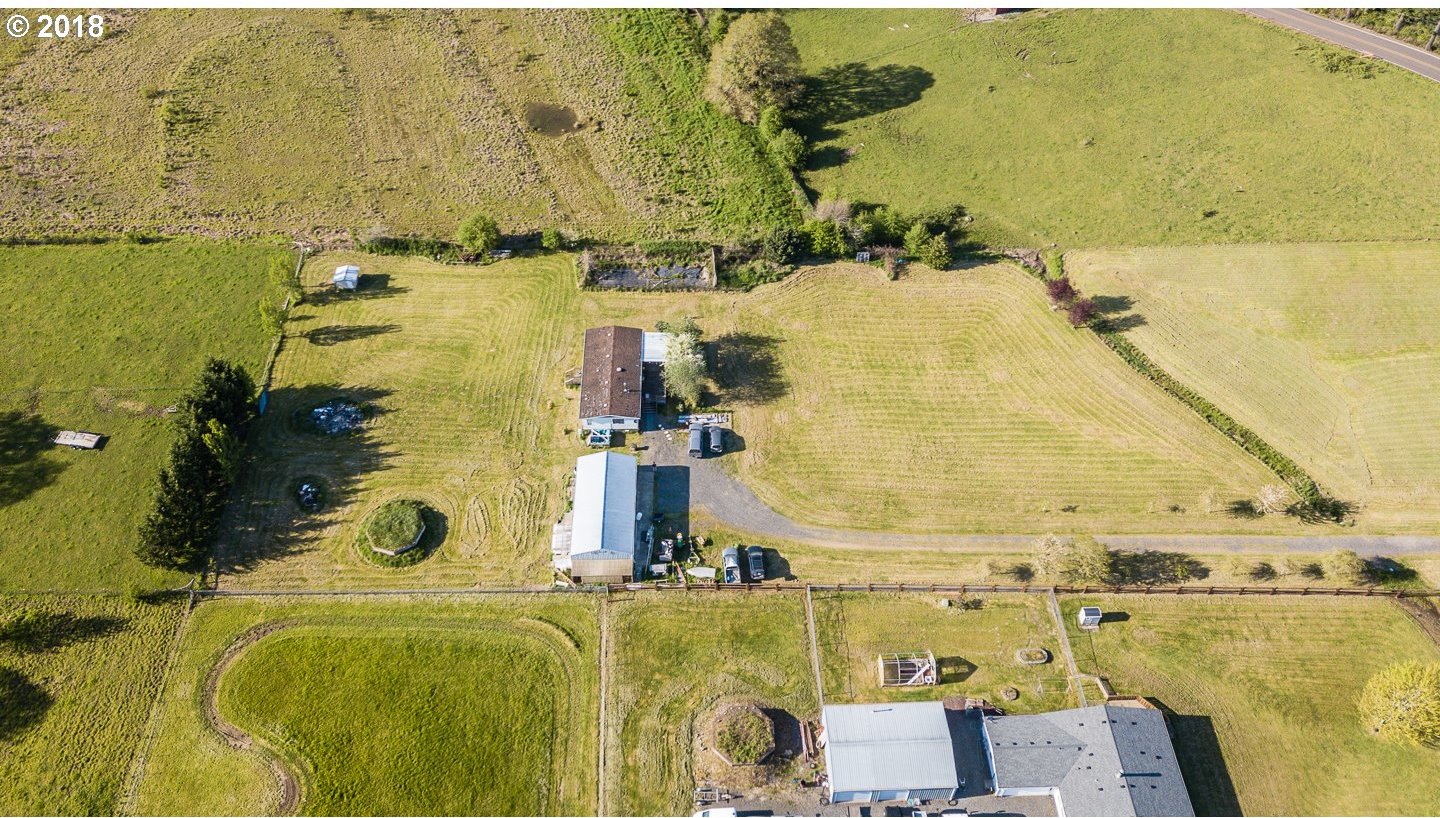 17371 South Eaden Road Oregon City, OR 97045 - Photo 12 of 31 Gallery Image 12