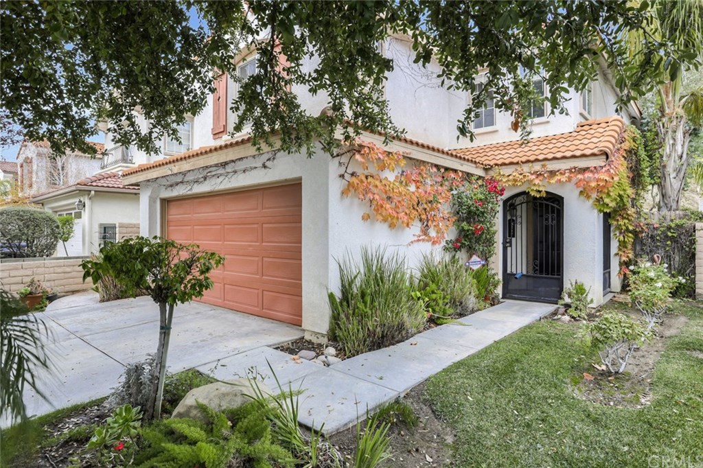 25731 Hammet Circle Stevenson Ranch, CA 91381 - Photo 3 of 36