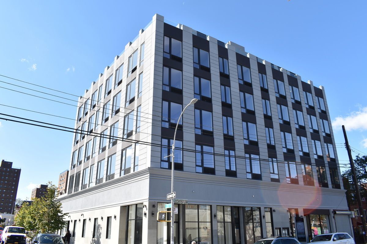 21-34 Broadway, Unit 2A Queens, NY 11106 - Photo 6 of 7