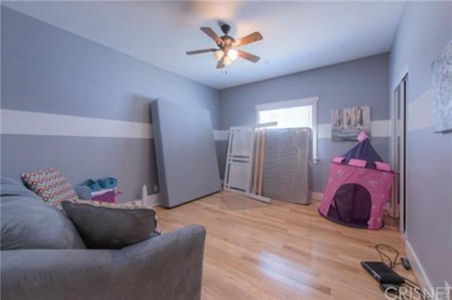 821 North Frederic Street Burbank, CA 91505 - Photo 18 of 23