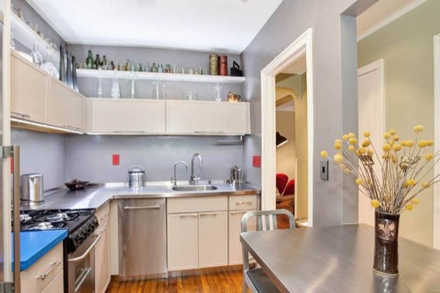 166 West 22nd Street, Unit 1C Manhattan, NY 10011 - Photo 4 of 7