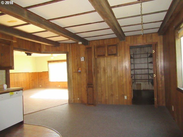 19800 Sadler Road Clatskanie, OR 97016 - Photo 9 of 32 Gallery Image 9