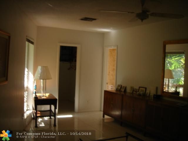 5904 Cedar Circle Tamarac, FL 33319 - Photo 9 of 11