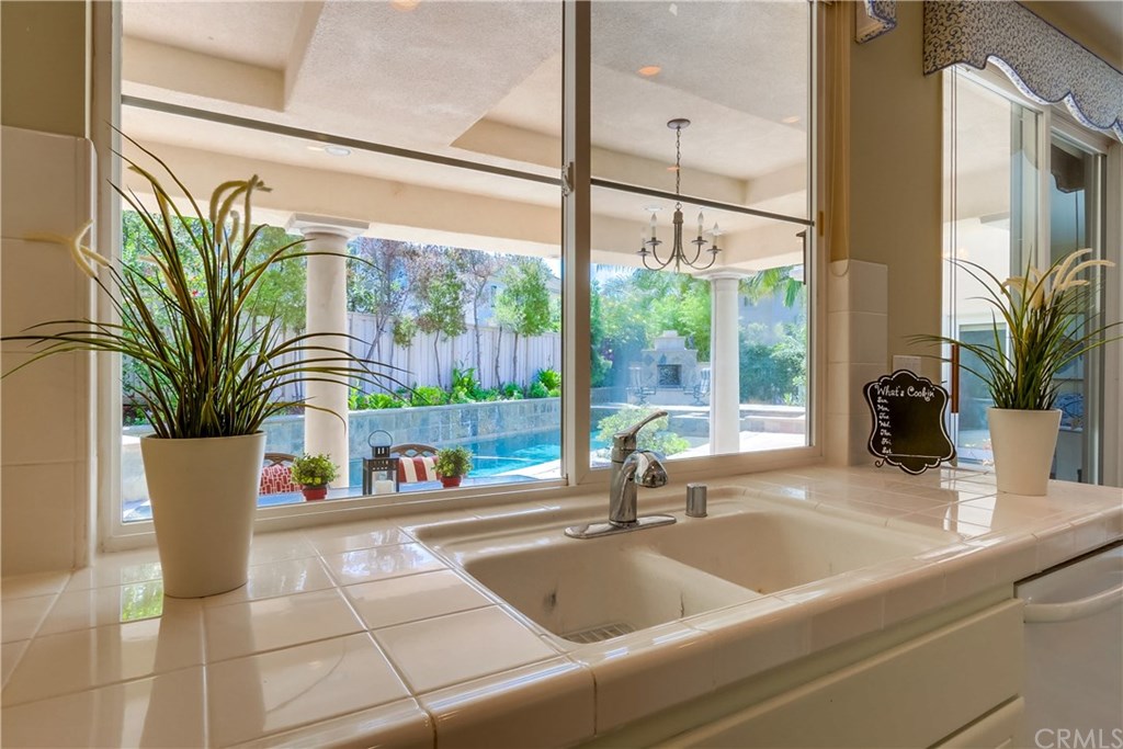 10 Salvo Irvine, CA 92606 - Photo 15 of 50