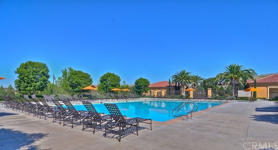 46 Brindisi Irvine, CA 92618 - Photo 15 of 16